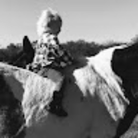 Meet your Posher, Sassykitten - Picture 1 of 1